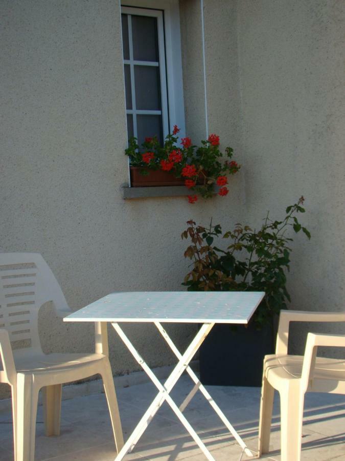 Chambres d'hôtes Le Bignon Villaines-la-Juhel Exterior foto